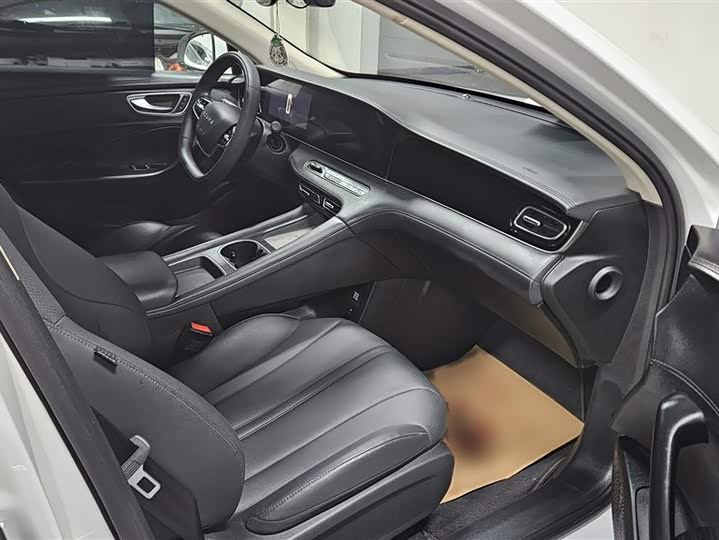 Roewe D7 2025 2025款 DMH 125km 世界冠军版