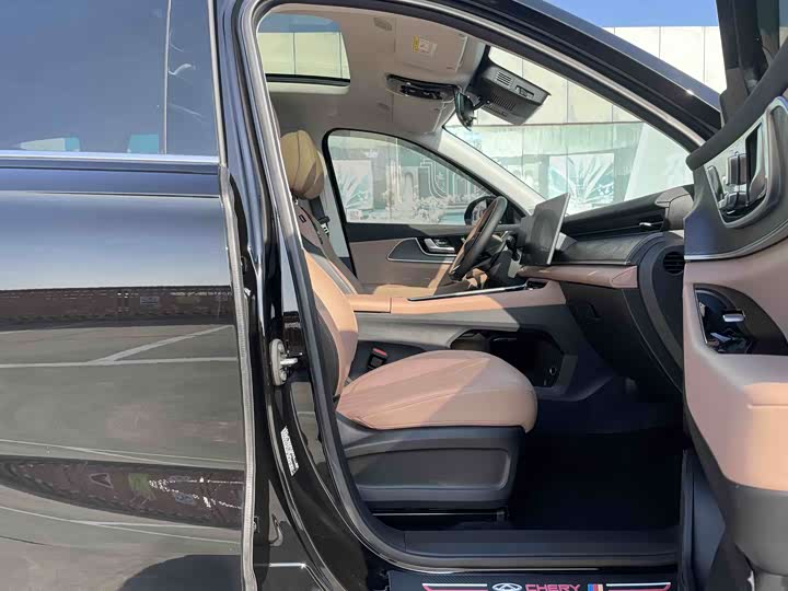 Chery Tiggo 8L 2024 2024款 2.0T 两驱豪华版 5座