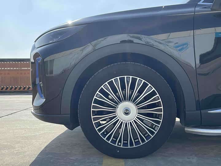 Chery Tiggo 8L 2024 2024款 2.0T 两驱豪华版 5座