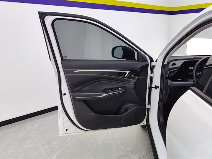 Bestune T55 2023 2023款 1.5T 自动飞跃款