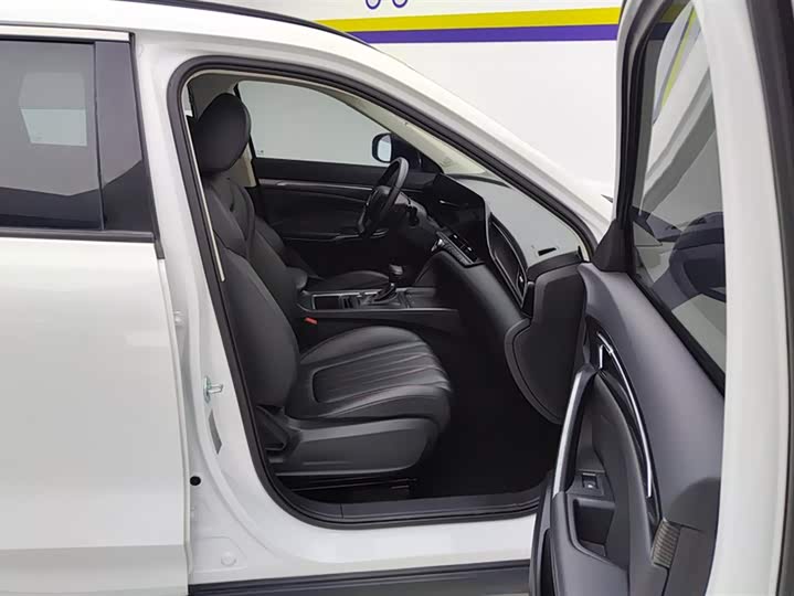 Bestune T55 2023 2023款 1.5T 自动飞跃款