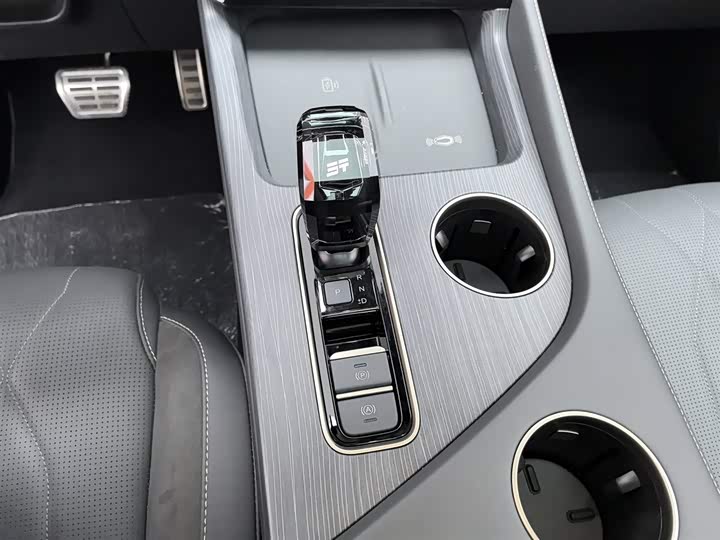 Jetour Shanhai L9 2024 2024款 1.5TD 2DHT Pro 7座