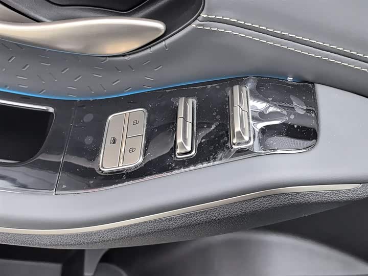 Jetour Shanhai L9 2024 2024款 1.5TD 2DHT Pro 7座