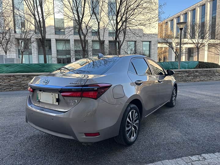 Toyota Corolla Hybrid 2020 2020款 1.8L E-CVT舒适版