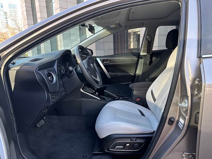 Toyota Corolla Hybrid 2020 2020款 1.8L E-CVT舒适版