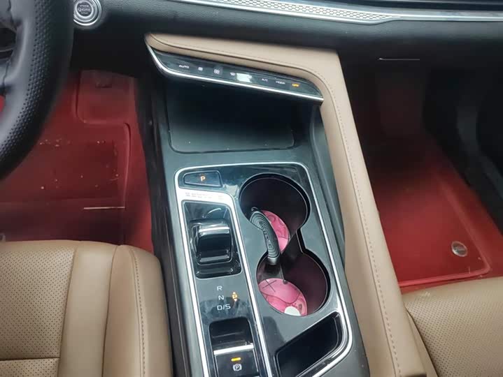 Bestune B70 2024 2024款 龙腾版 1.5T 领创型