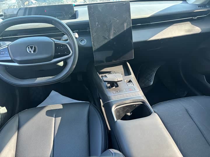 Changan Yida 2023 2023款 蓝鲸NE 1.5T GDI DCT尊贵型