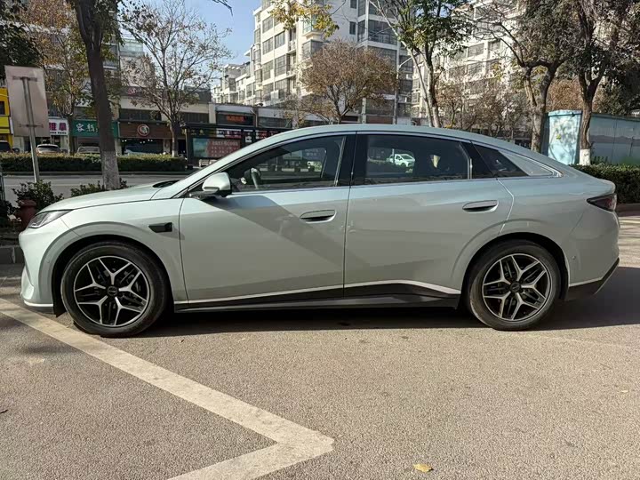 2025 BYD Seal 06 Hybrid/EV