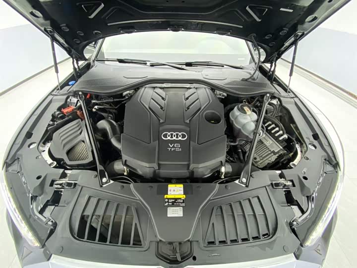Audi A8 2024 2024款 A8L 50 TFSI quattro 臻选型