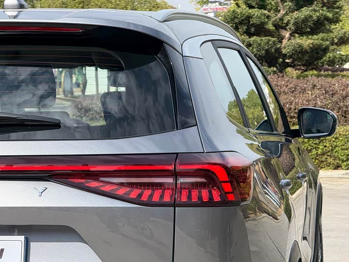 Chery Tiggo 8 Pro 2025 2025款 290T 两驱尊贵版