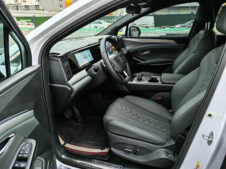 BYD Song L DM-i Hybrid 2025 2025款 智驾版 112km 超越型