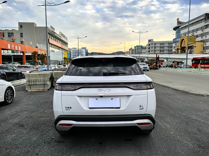 BYD Song L DM-i Hybrid 2025 2025款 智驾版 112km 超越型