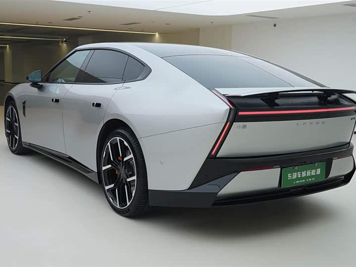 2025 XPeng P7