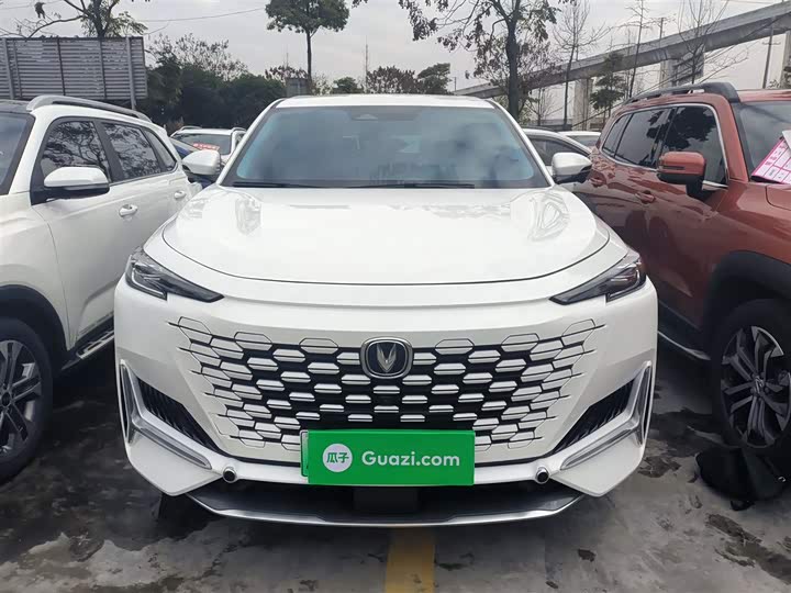 Changan UNI-K Hybrid 2022 2022款 蓝鲸iDD 130km 1.5T 尊贵型