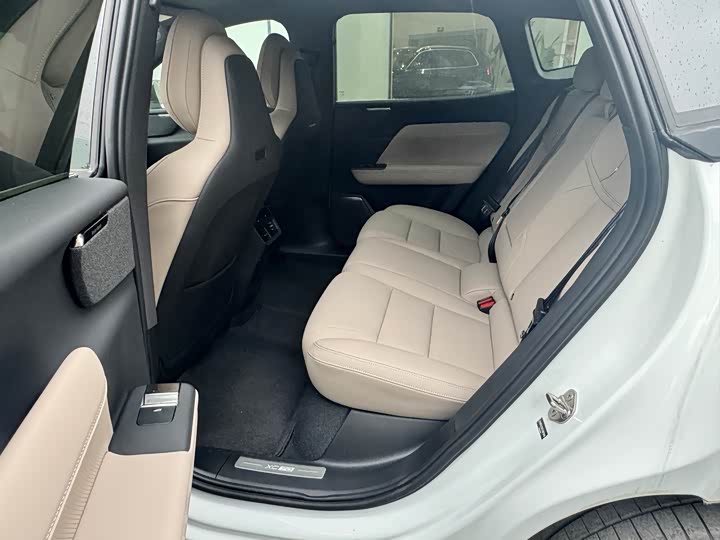 Volvo XC70 Hybrid 2026 2026款 四驱超长续航Plus