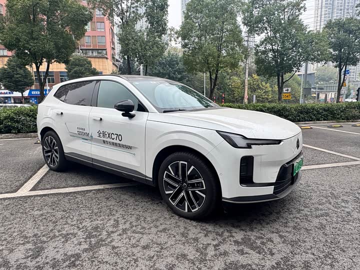 Volvo XC70 Hybrid 2026 2026款 四驱超长续航Plus