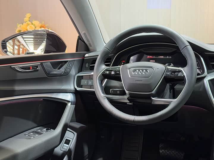 Audi A7L 2024 2024款 45TFSI S-line 筑梦型 流晶套装