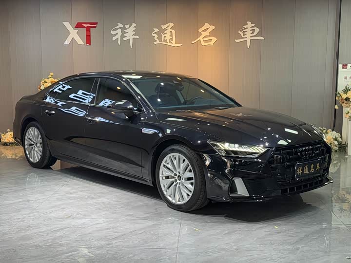 Audi A7L 2024 2024款 45TFSI S-line 筑梦型 流晶套装