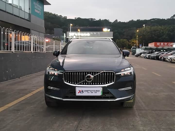 Volvo XC60 Hybrid 2025 2025款 插电式混动 长续航四驱智远豪华版
