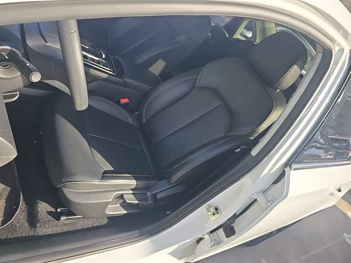 Roewe i6 Max EV 2023 2023款 EV 420天幕特别版