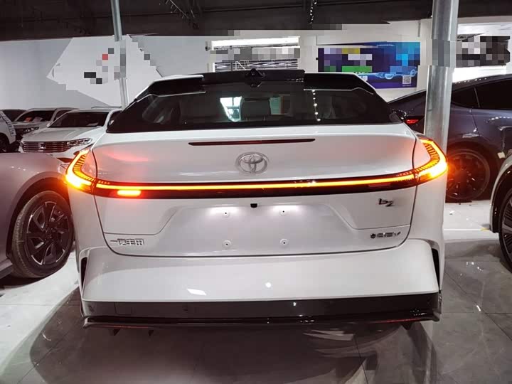 Toyota bZ5 2025 2025款 550 PRO智行版