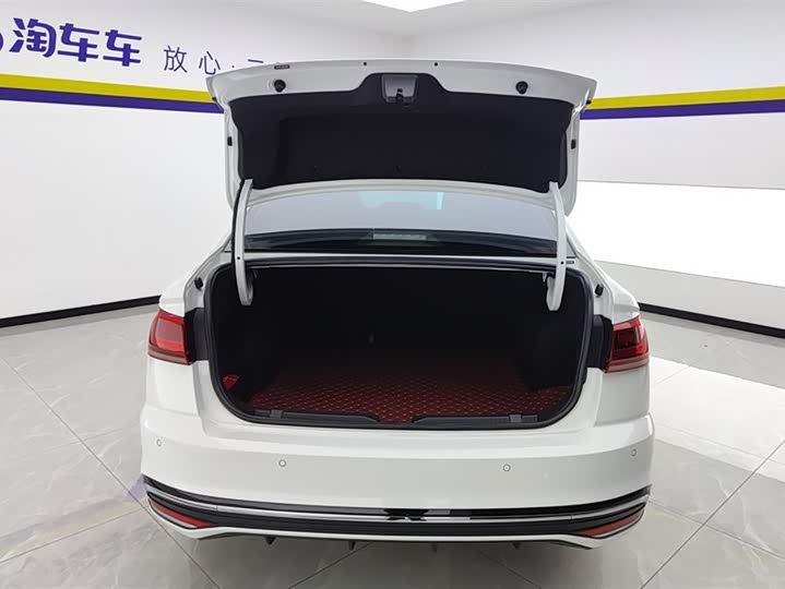 Volkswagen Bora 2024 2024款 300TSI DSG尊行版