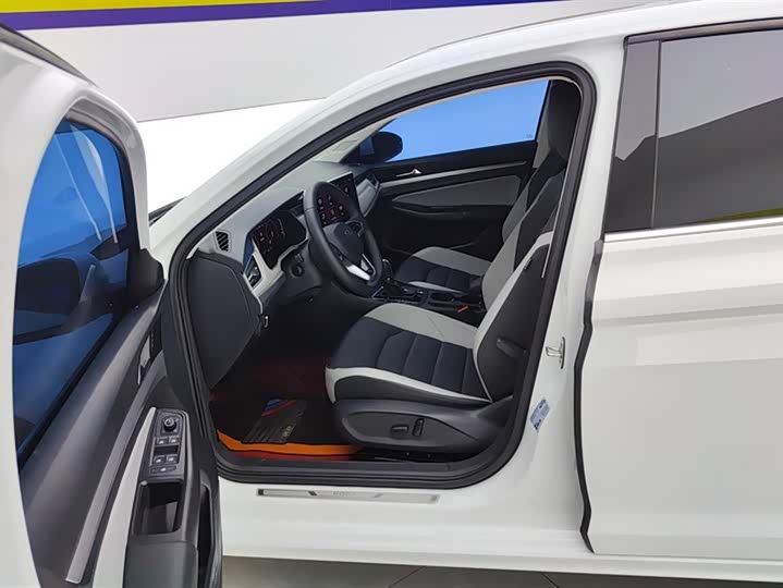 Volkswagen Bora 2024 2024款 300TSI DSG尊行版