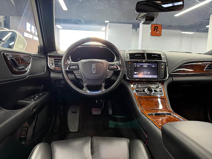 Lincoln Continental 2019 2019款 2.0T 两驱尊享版 国V