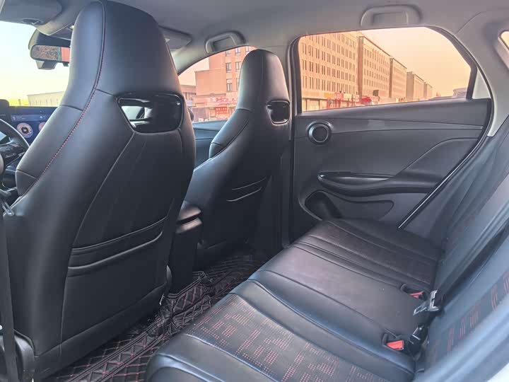 BYD E2 2024 2024款 荣耀版 豪华型