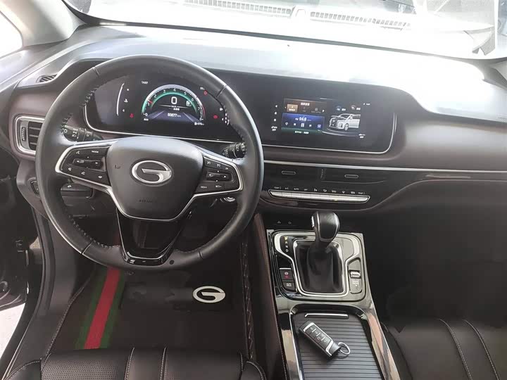 GAC Trumpchi M6 2023 2023款 PRO 270T DCT豪华版