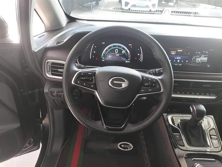 GAC Trumpchi M6 2023 2023款 PRO 270T DCT豪华版