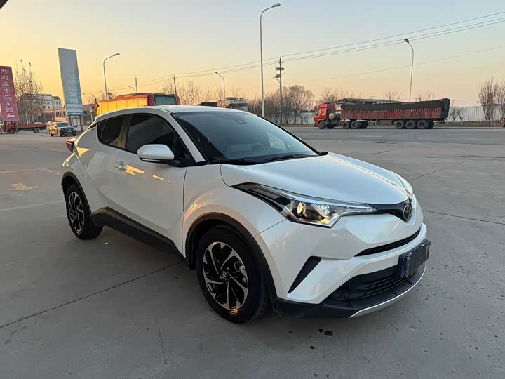 Toyota Izoa 2021 2021款 2.0L 奕享版
