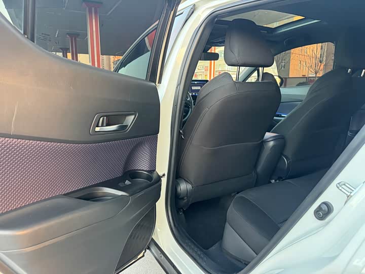 Toyota Izoa 2021 2021款 2.0L 奕享版