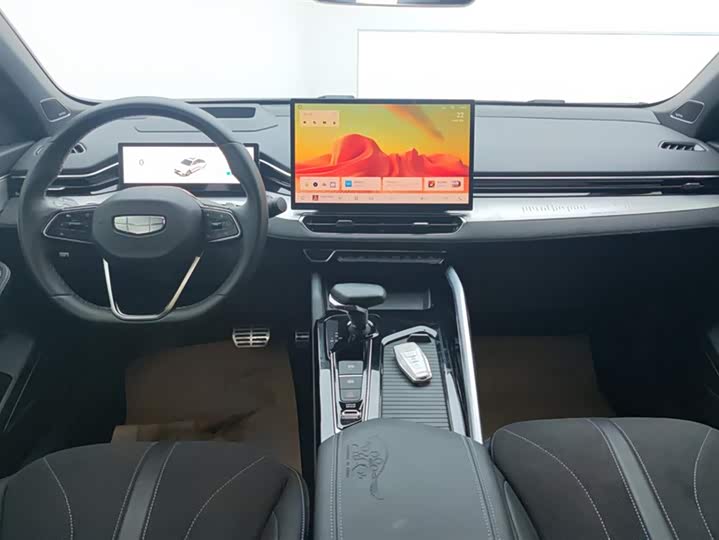 Geely Preface 2025 2025款 东方曜 2.0TD 望月版