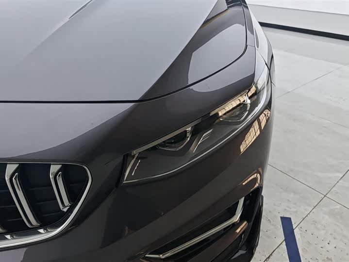 Geely Preface 2025 2025款 东方曜 2.0TD 望月版