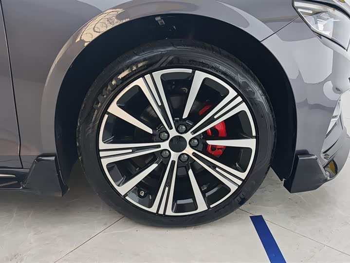 Geely Preface 2025 2025款 东方曜 2.0TD 望月版