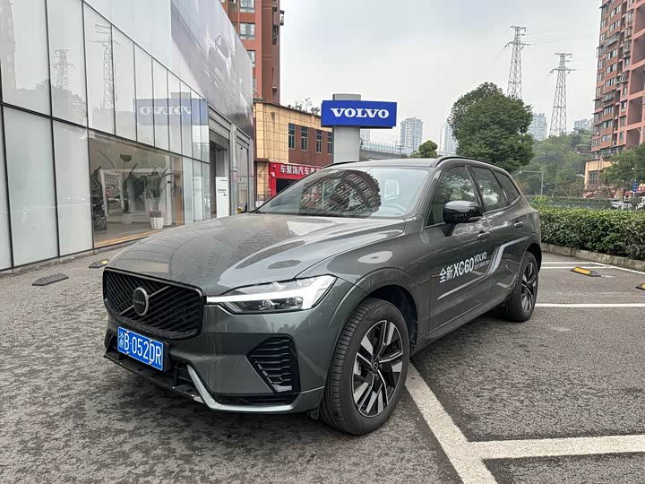 Volvo XC60 2026 2026款 B5 四驱智远豪华版