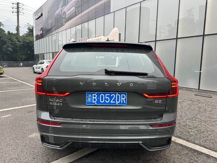 Volvo XC60 2026 2026款 B5 四驱智远豪华版