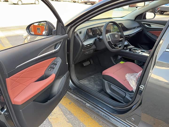 Changan Eado Plus 2025 2025款 PLUS 1.4T 双离合高能版