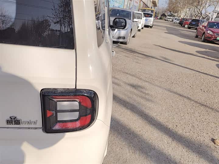 Geely Galaxy Panda Mini 2025 2025款 熊猫mini 210km 元气熊
