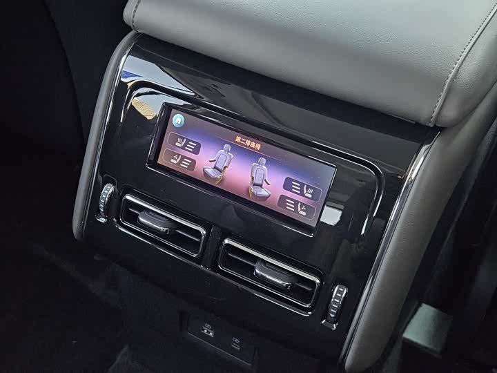 Lincoln Aviator 2024 2024款 3.0T V6 四驱高雅版 六座