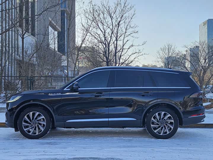 Lincoln Aviator 2024 2024款 3.0T V6 四驱高雅版 六座