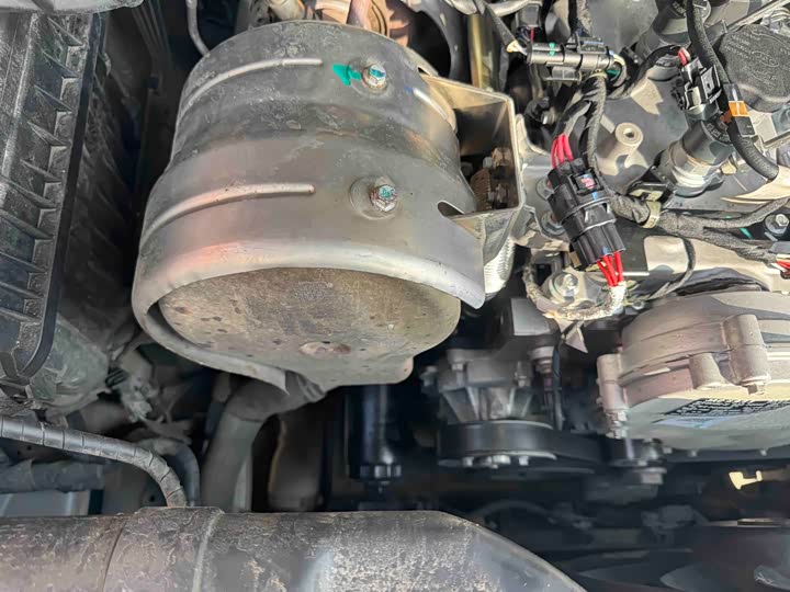 JAC Refine M4 2022 2022款 2.0CTI 柴油 手动劲锐型