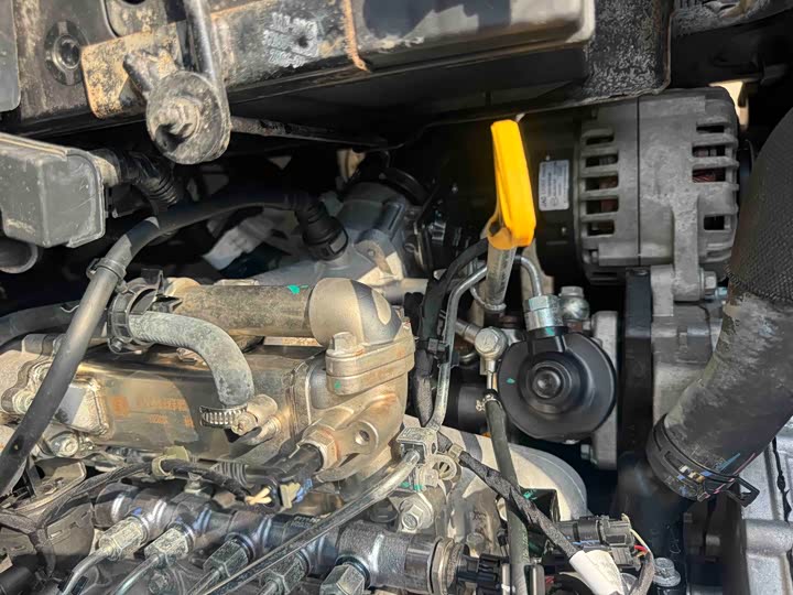 JAC Refine M4 2022 2022款 2.0CTI 柴油 手动劲锐型