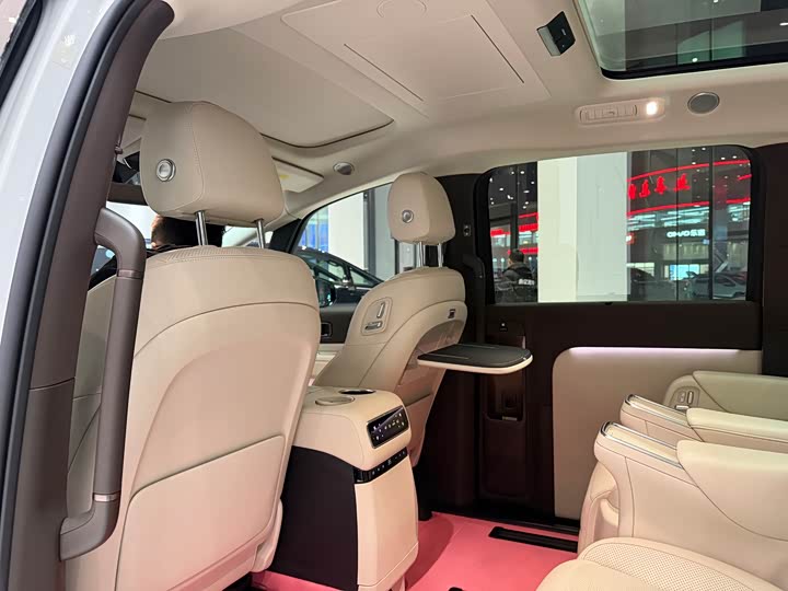 LiXiang Mega 2025 2025款 Ultra 智能焕新版