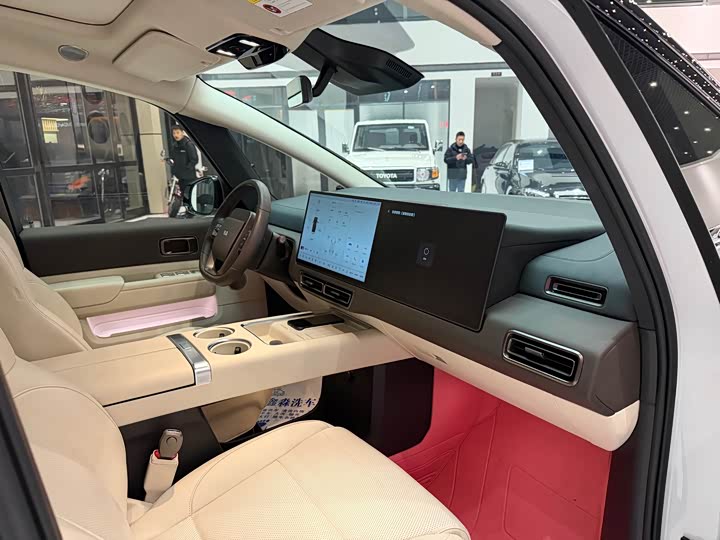 LiXiang Mega 2025 2025款 Ultra 智能焕新版