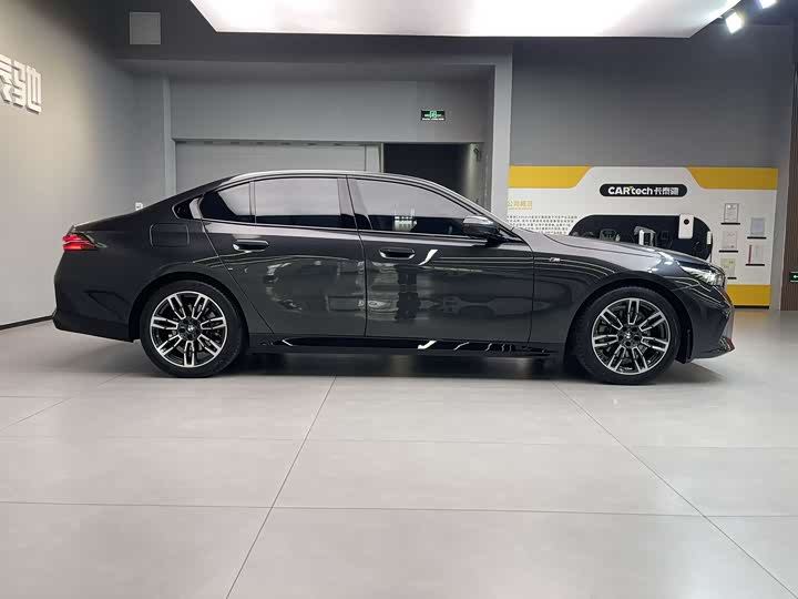 BMW 5 Series 2024 2024款 525i M运动套装