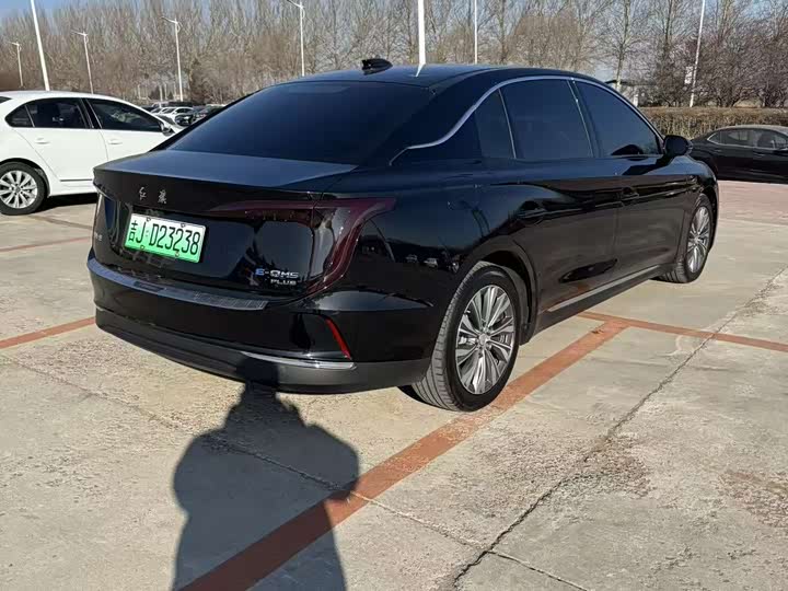 Hongqi E-QM5 2024 2024款 610km PLUS