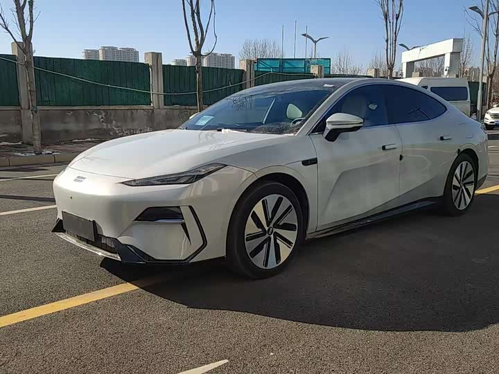 Geely Galaxy E8 2025 2025款 610km 尊享版