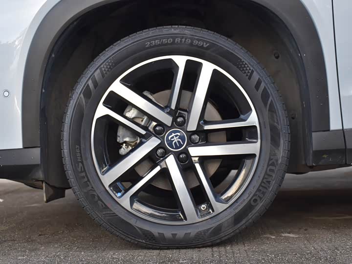 BYD Song L DM-i Hybrid 2025 2025款 智驾版 112km 领先型